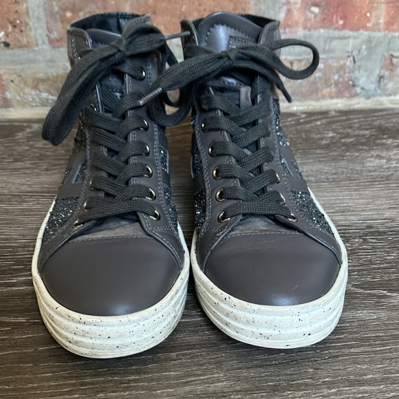 HOGAN - Picture 3 of 17